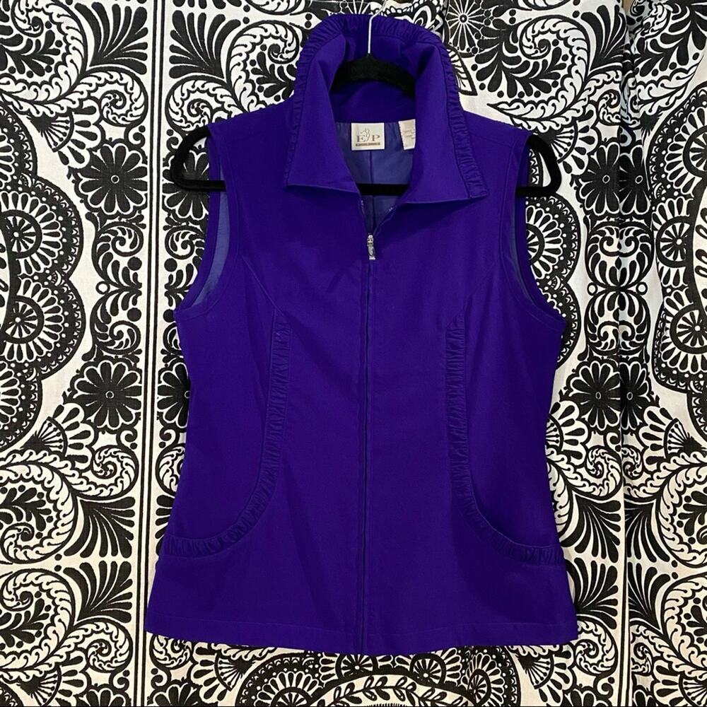 Women's EP Pro S Ruffled Trim Purple Golf Activewear‎ Zip Front Vest MINT COND.